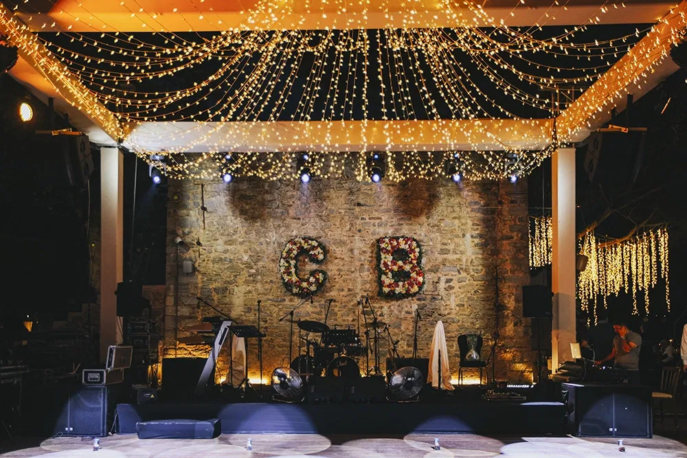 Düğün Sahne Tasarımı ve Dekorasyon Hizmetleri